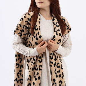 Alternative view of Ruana Leopardo