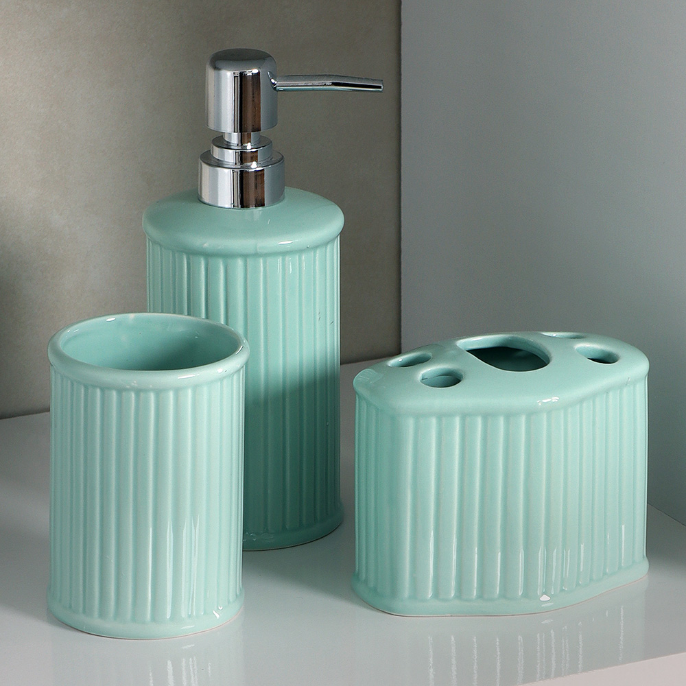 VERDE AGUA