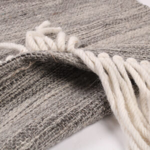 Alternative view of Alfombra Lana Con Flecos 160x230