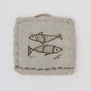 Alternative view of Almohadón Ago Paez